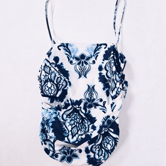 Zara Ruched Top - Picture 6 of 10